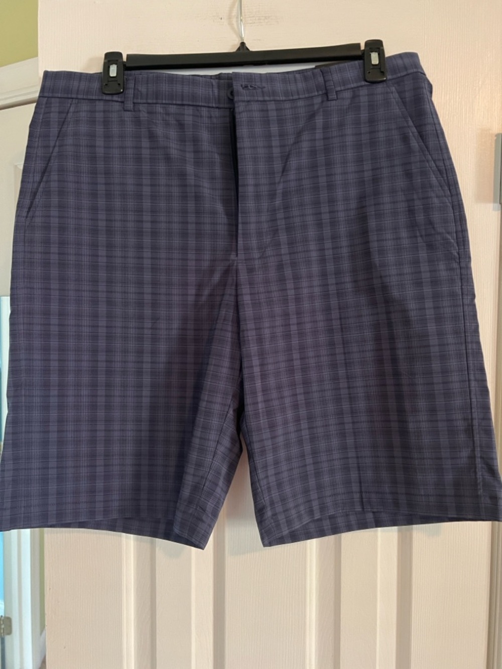 Men's Plaid Performance Shorts - Navy by Tommy Armour.Sz-38.NWT